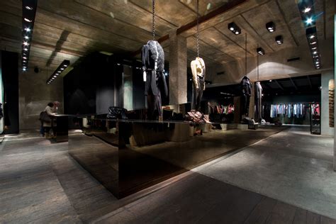 antonioli milano prada|ANTONIOLI in Milan, Via P. Paolititle.